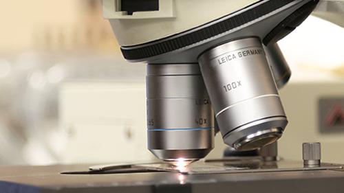 plataforma uat microscopi llum