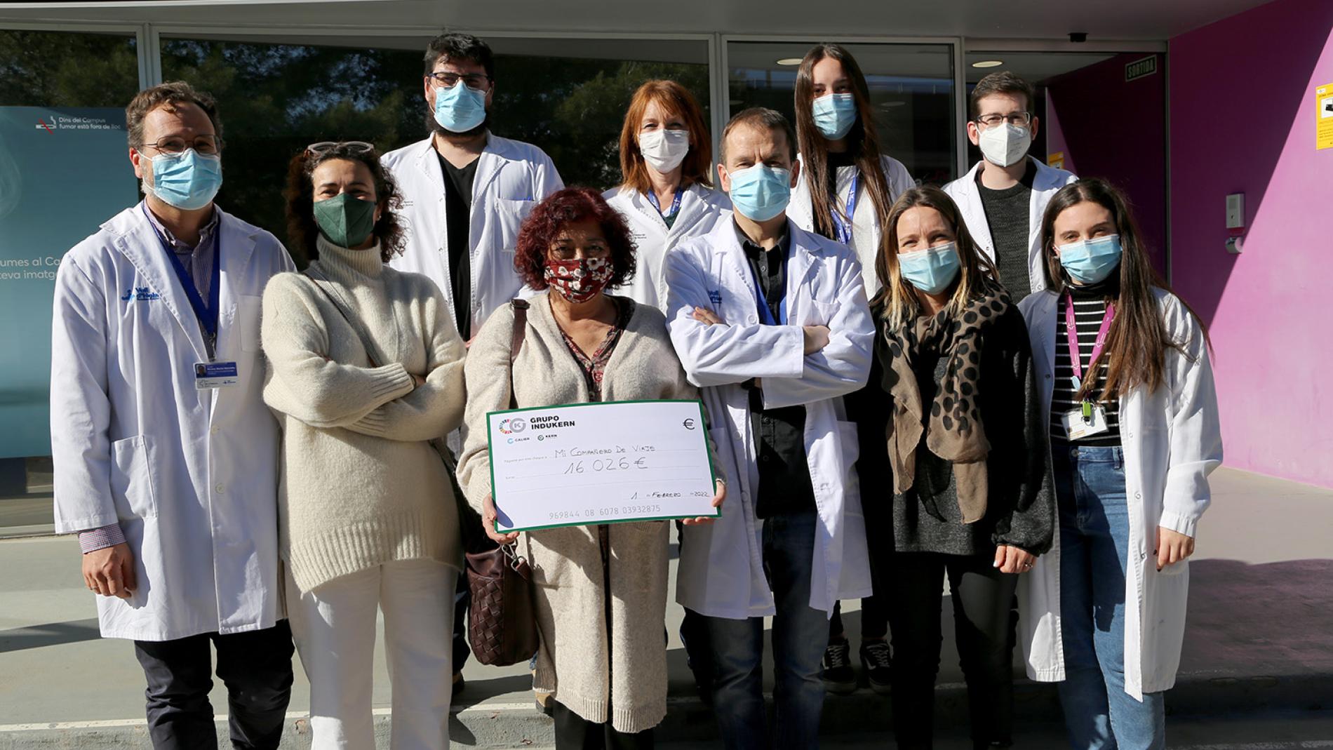 Donació Kern Pharma i Mi Compañero de Viaje a Vall d'Hebron