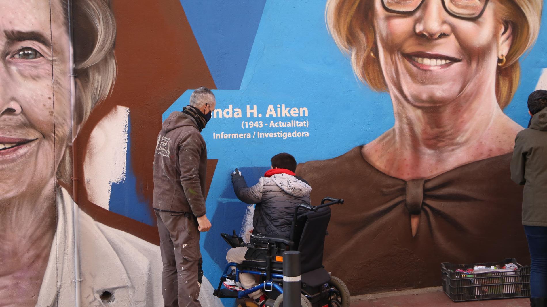 Mural pioneres Vall d'Hebron