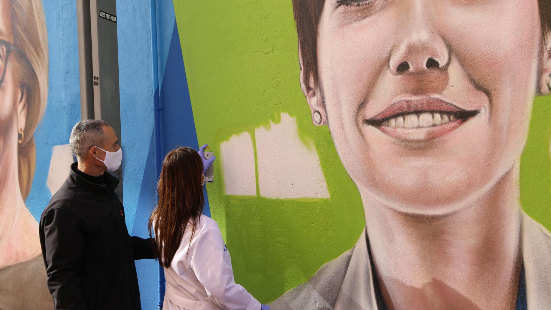 Mural pioneres Vall d'Hebron