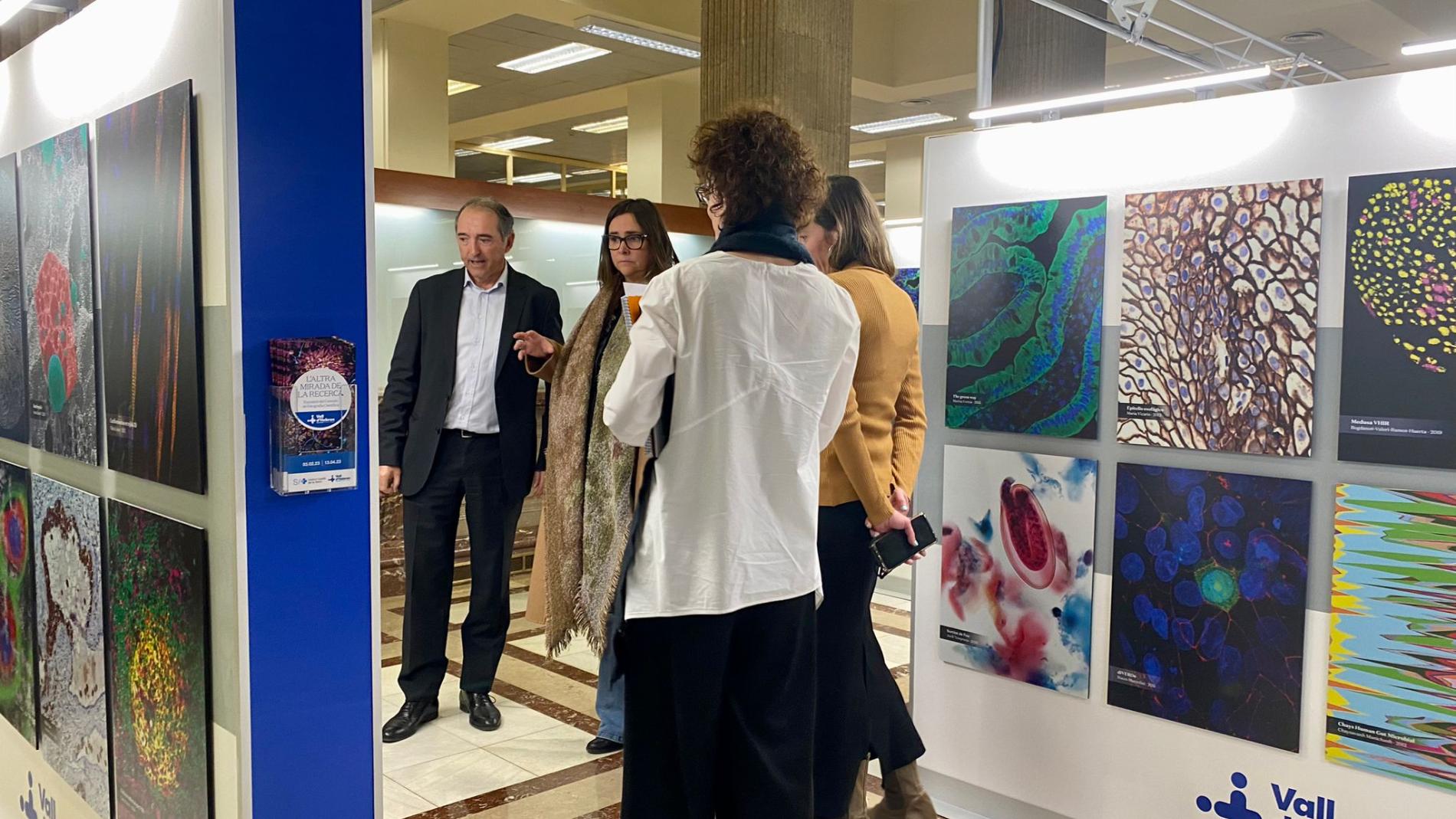 Inauguració L'altra mirada de la recerca