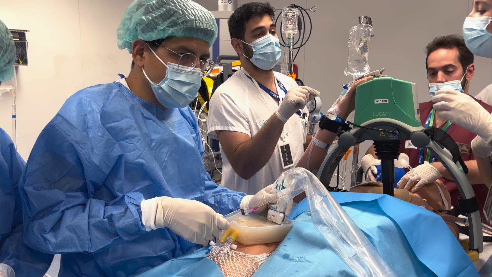 Simulació de cirurgia d'ECMO-RCP