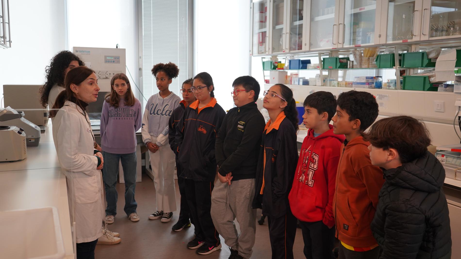 11F Visita laboratoris digestiu.