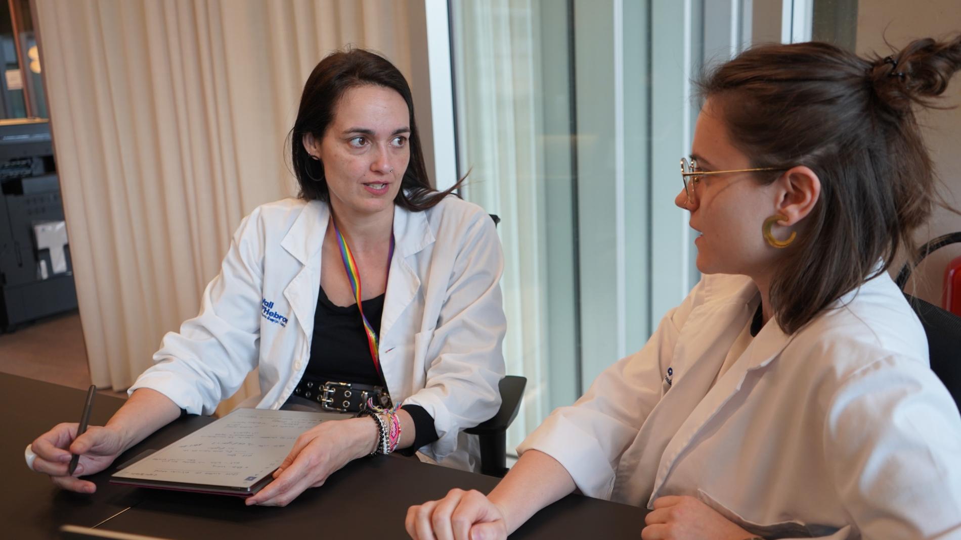 Dra. Silvia Alemany i Uxue Zubizarreta-Arruti