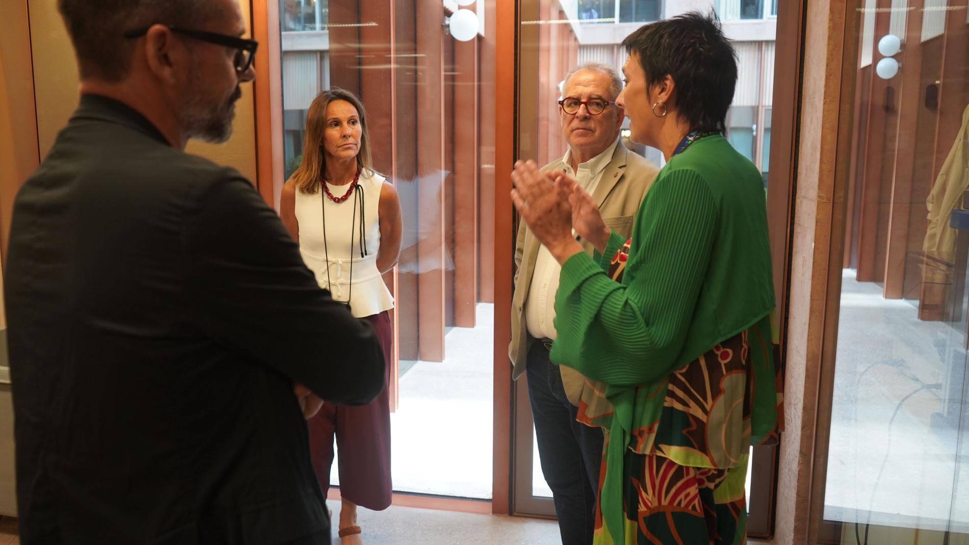 Visita VHIR quart tinent d'Alcaldia