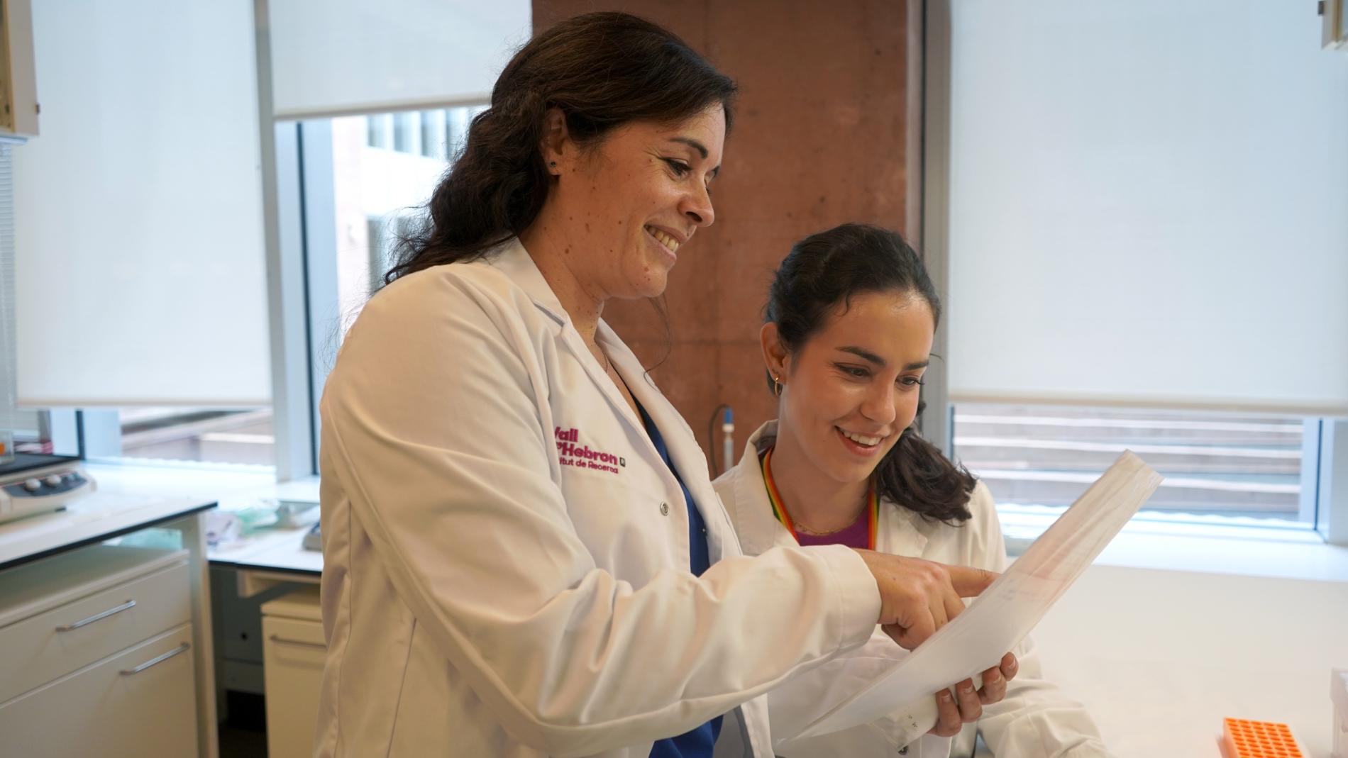 Dra. Ana Gallego Cortés i Dra. María José Buzón