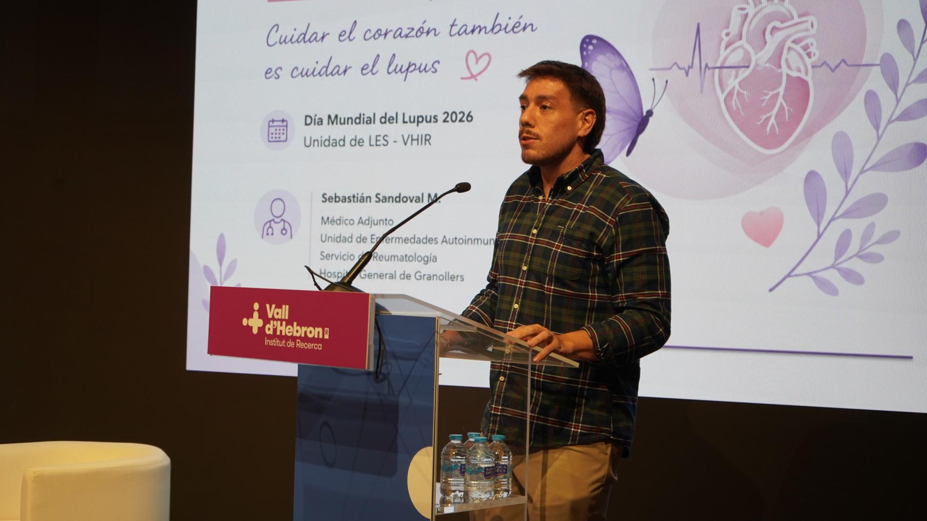 Dr. Sebastián Sandoval