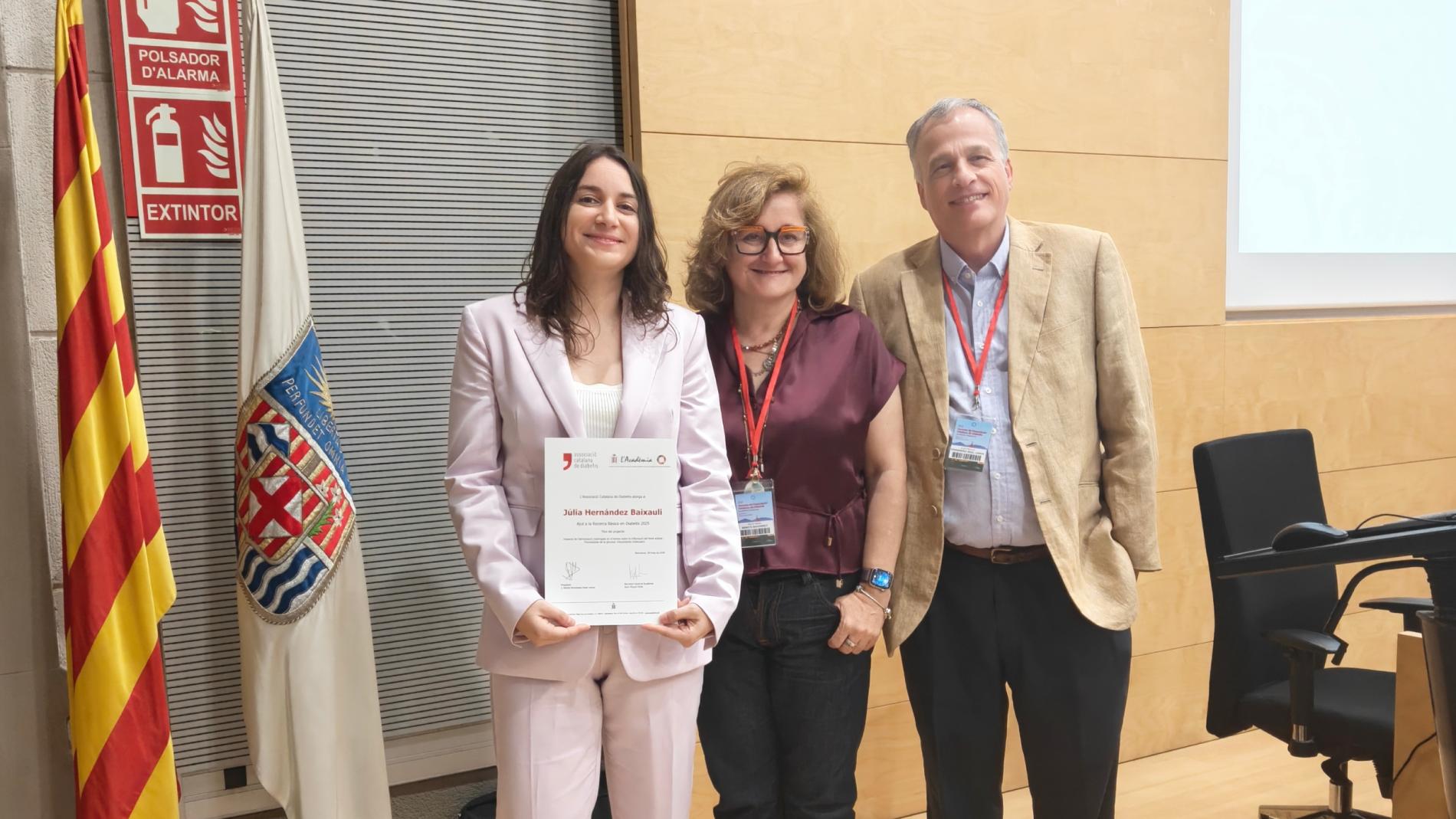 Dra. Julia Hernández Baixauli a l'entrega de l'ajut