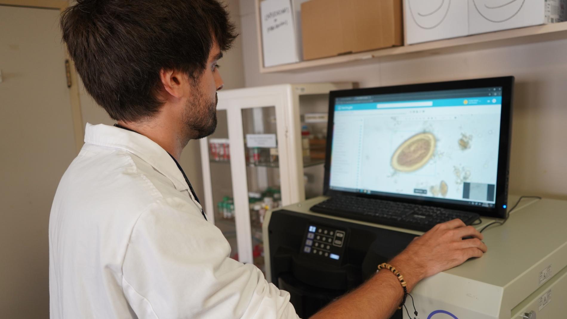 Anàlisi de mostres mitjançant la IA de Techcyte